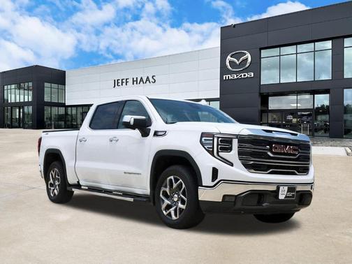 Summit White 2022 GMC Sierra 1500 SLT