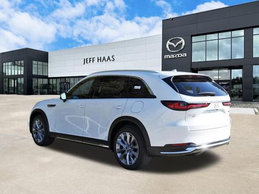 2026 Mazda CX-90 Premium Plus