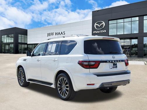 2024 Nissan Armada Platinum
