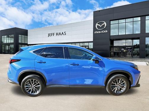2025 Lexus NX 350h Base