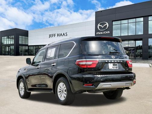 2024 Nissan Armada SV