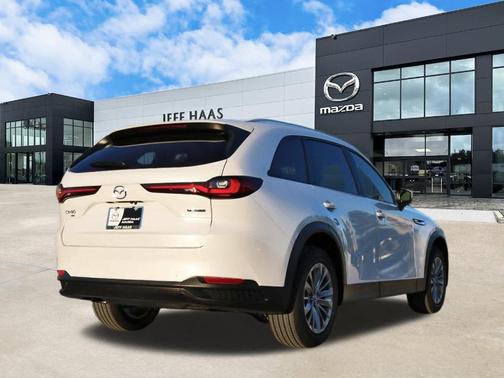 2026 Mazda CX-90 SE