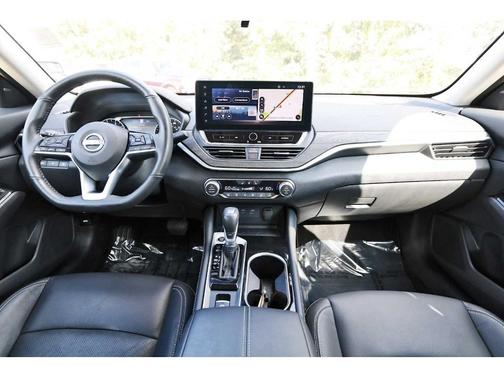 2025 Nissan Altima SL