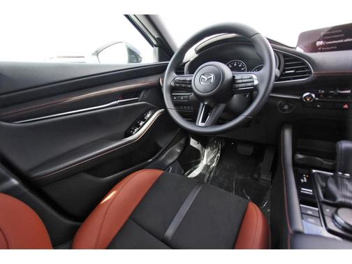 2025 Mazda Mazda3 2.5 Carbon Turbo