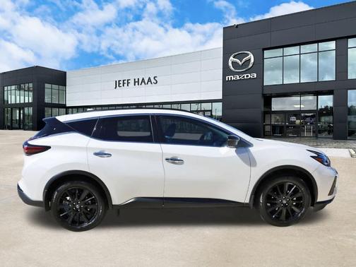 2024 Nissan Murano SV