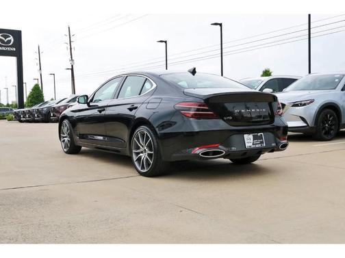 2024 Genesis G70 2.5T