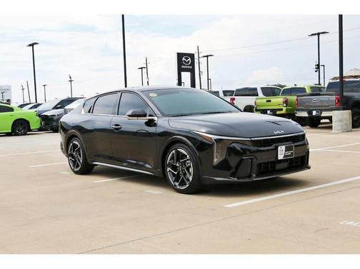 2025 Kia K4 GT-Line