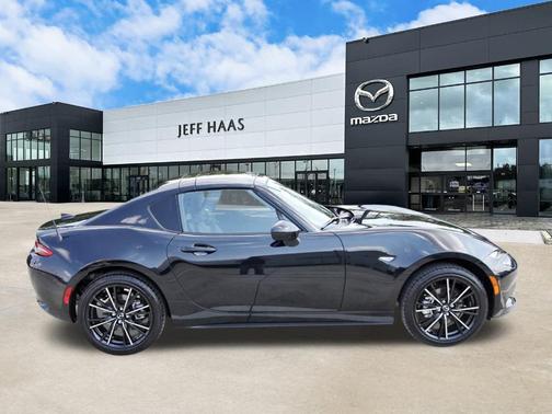 2025 Mazda MX-5 Miata RF Grand Touring