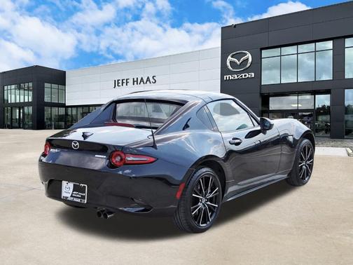 2025 Mazda MX-5 Miata RF Grand Touring