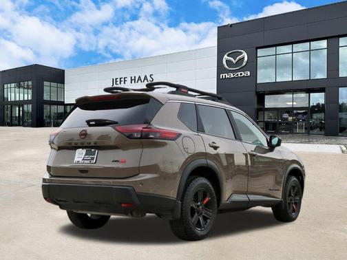 2025 Nissan Rogue Rock Creek