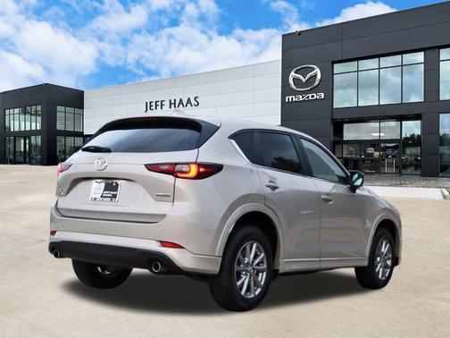 2025 Mazda CX-5 Select