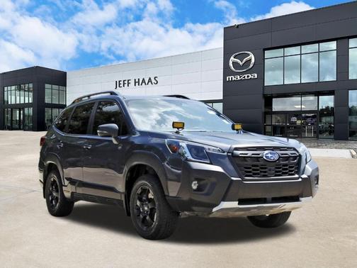 Magnetite Gray Metallic 2023 Subaru Forester Wilderness