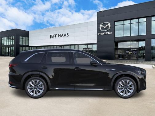 2026 Mazda CX-90 Premium Plus