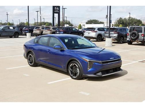 2025 Kia K4 EX