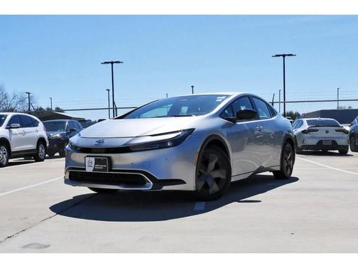 2025 Toyota Prius Plug-In Hybrid SE