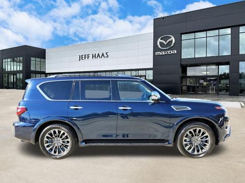 2024 Nissan Armada Platinum