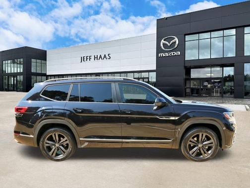 2022 Volkswagen Atlas 3.6 V6 SEL R-Line