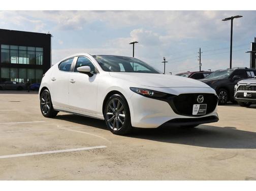 2022 Mazda Mazda3 FWD w/Preferred Package