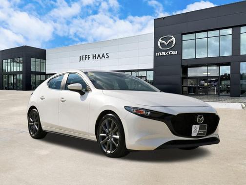 2022 Mazda Mazda3 FWD w/Preferred Package