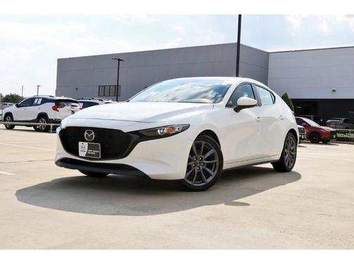 2022 Mazda Mazda3 FWD w/Preferred Package
