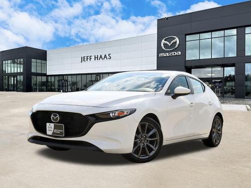 2022 Mazda Mazda3 FWD w/Preferred Package