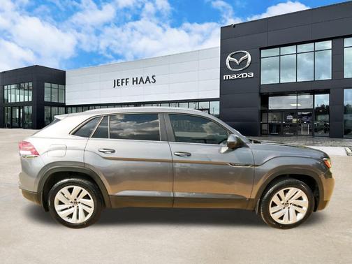 2023 Volkswagen Atlas Cross Sport 2.0T SE w/Technology