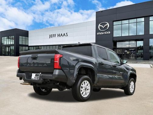 UNDERGROUND 2025 Toyota Tacoma SR