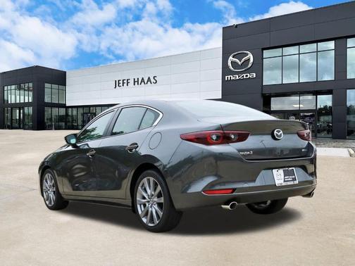 Machine Gray Metallic 2025 Mazda Mazda3 FWD w/Preferred Package