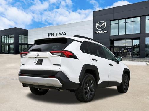 2024 Toyota RAV4 Adventure