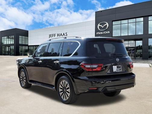 2024 Nissan Armada SL