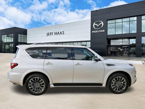 2024 Nissan Armada Platinum