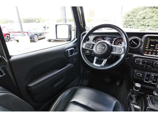 2022 Jeep Gladiator Overland