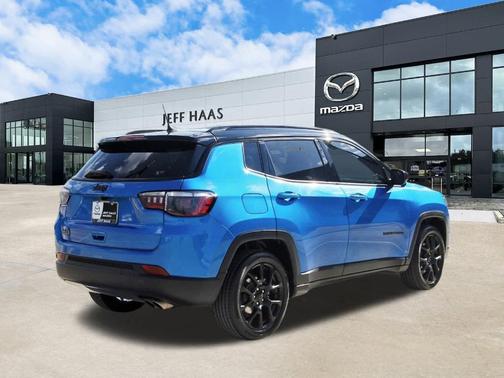 2022 Jeep Compass Altitude