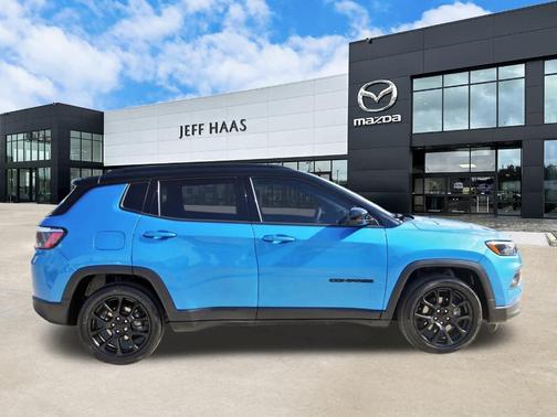 2022 Jeep Compass Altitude