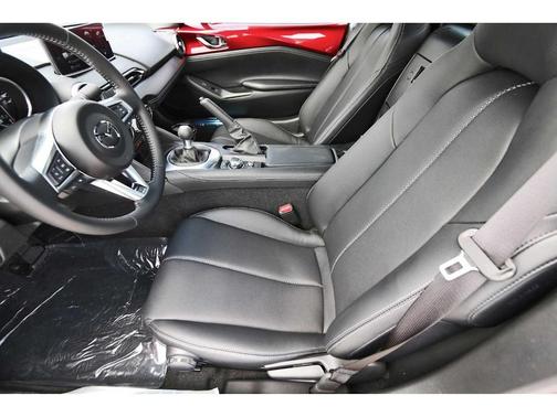 Soul Red Crystal Metallic 2026 Mazda MX-5 Miata GRAND TOURING