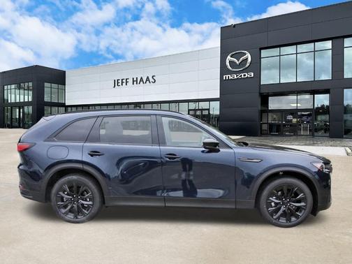 2026 Mazda CX-90 Premium