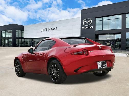 2025 Mazda MX-5 Miata RF Grand Touring