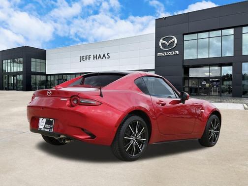 2025 Mazda MX-5 Miata RF Grand Touring