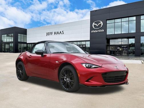 Soul Red Crystal Metallic 2026 Mazda MX-5 Miata Club