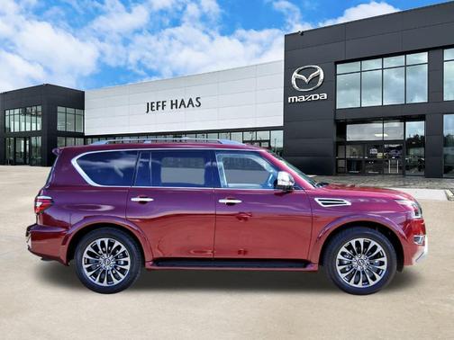 2024 Nissan Armada Platinum