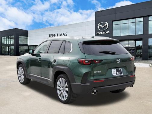 2026 Mazda CX-50 Premium