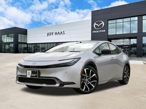 2025 Toyota Prius Plug-In Hybrid XSE