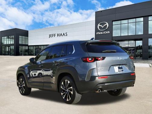 2025 Mazda CX-50 PLUS PACKAGE