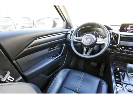 2025 Mazda CX-50 PLUS PACKAGE