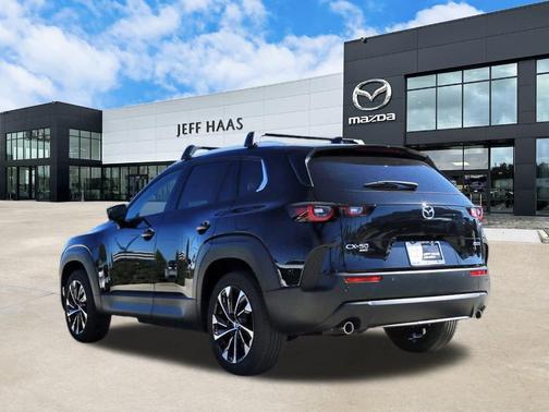 2026 Mazda CX-50 Premium Plus