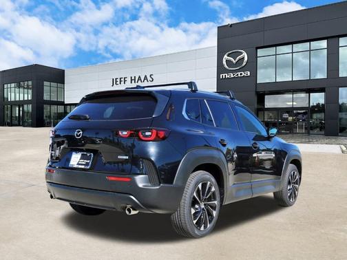 2026 Mazda CX-50 Premium Plus