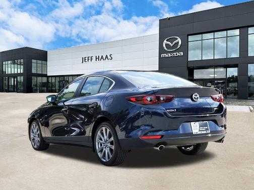 2025 Mazda Mazda3 FWD w/Preferred Package