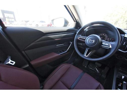 2026 Mazda CX-50 Premium