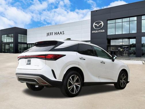 Eminent White Pearl 2023 Lexus RX 350 Premium