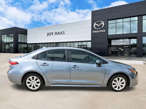 CELESTITE 2021 Toyota Corolla LE